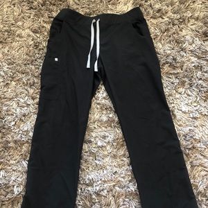 BLACK FIGS KADE BASIC SCRUB PANT, size L